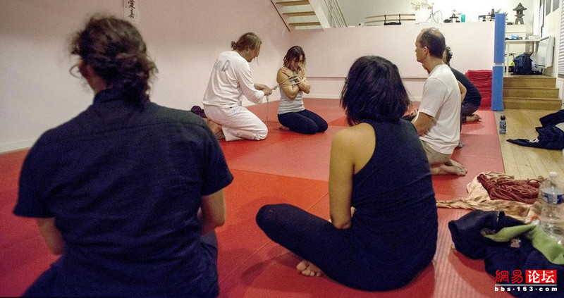 繩虐網(wǎng)網(wǎng)最新動(dòng)態(tài)，變化中的學(xué)習之旅，自信與成就感的源泉