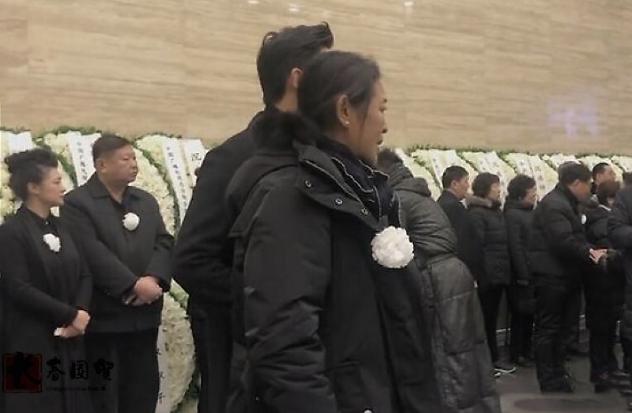 趙忠祥最新消息，科技巨頭引領(lǐng)潮流，全新高科技產(chǎn)品亮相舞臺