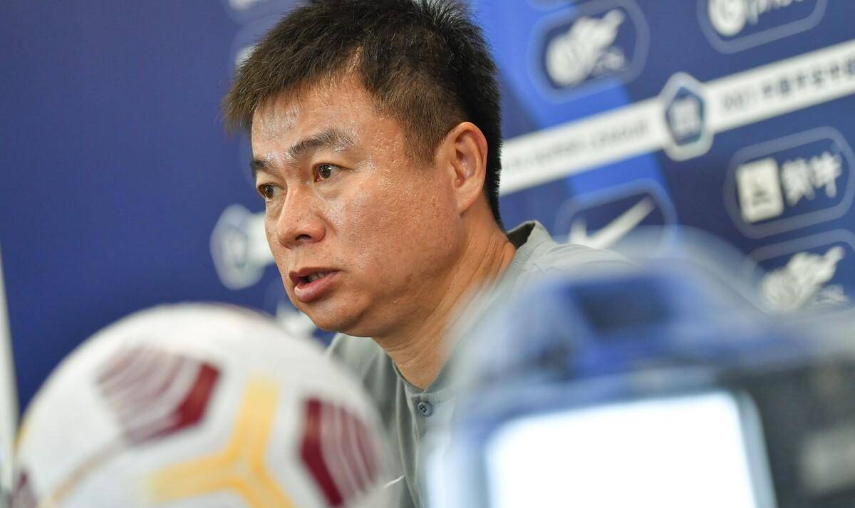 于根偉最新動(dòng)態(tài)揭秘，小巷深處的獨特風(fēng)味探秘之旅