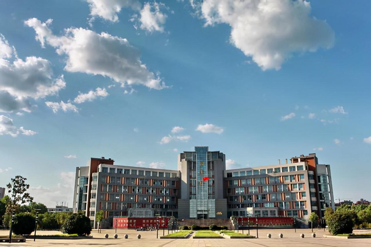 河南高校發(fā)展砥礪前行，開(kāi)啟成就夢(mèng)想新篇章