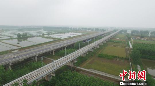 岳陽(yáng)蒙華鐵路進(jìn)港支線(xiàn)最新動(dòng)態(tài)，串聯(lián)起美好回憶的鐵路進(jìn)展更新