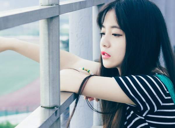 韓珺瑤段允安最新章節,韓珺瑤段允安最新章節，小巷中的隱秘美味