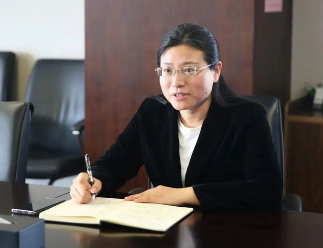 中石油方朝亮，石油傳奇的日常與最新動(dòng)態(tài)