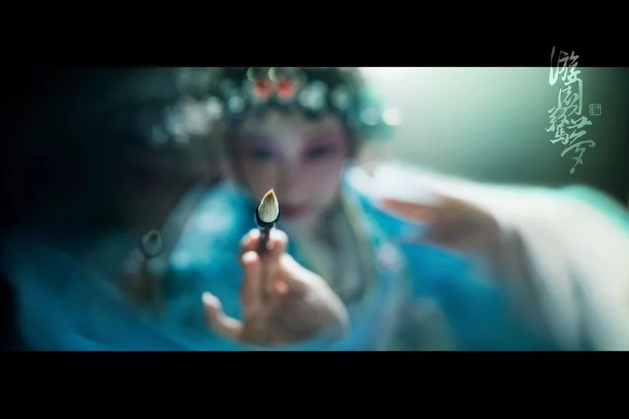 三上悠亞最新作品番號，涉黃問(wèn)題的道德倫理與法律紅線(xiàn)探討。