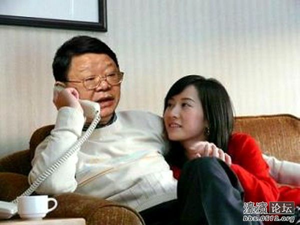 揭秘文強與女明星的隱秘幕后故事，令人震驚！