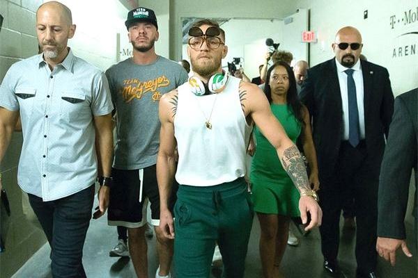 麥格雷戈最新賽事集錦，體育盛宴的激情瞬間！