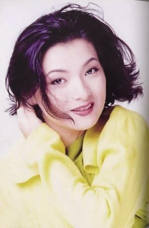 80后女演員的心靈之旅，探尋自然美景中的內心寧靜