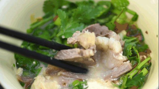 豌豆最新動(dòng)態(tài)，巷弄中的美味奇遇