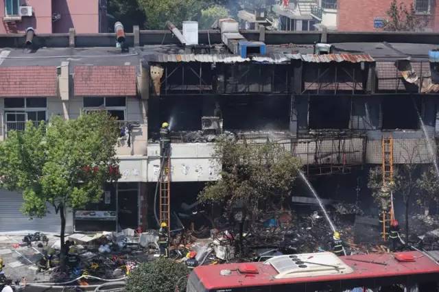 杭州爆炸事件最新圖片，溫馨日常小故事回顧