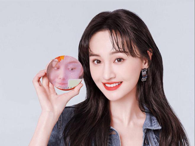 鄭爽2025最新動(dòng)態(tài)，蛻變之路，自信照亮未來(lái)成就展望